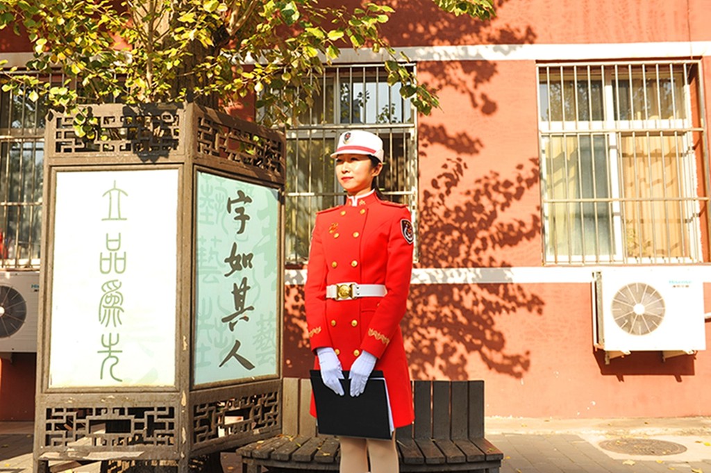 1阅兵妈妈李雁南.jpg