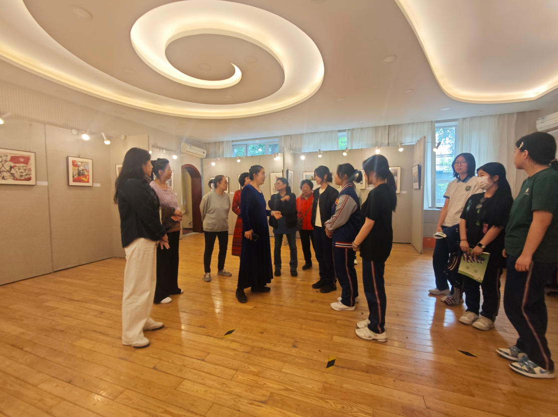 丹青铸魂  稚笔凝志——央美附属实验学校...