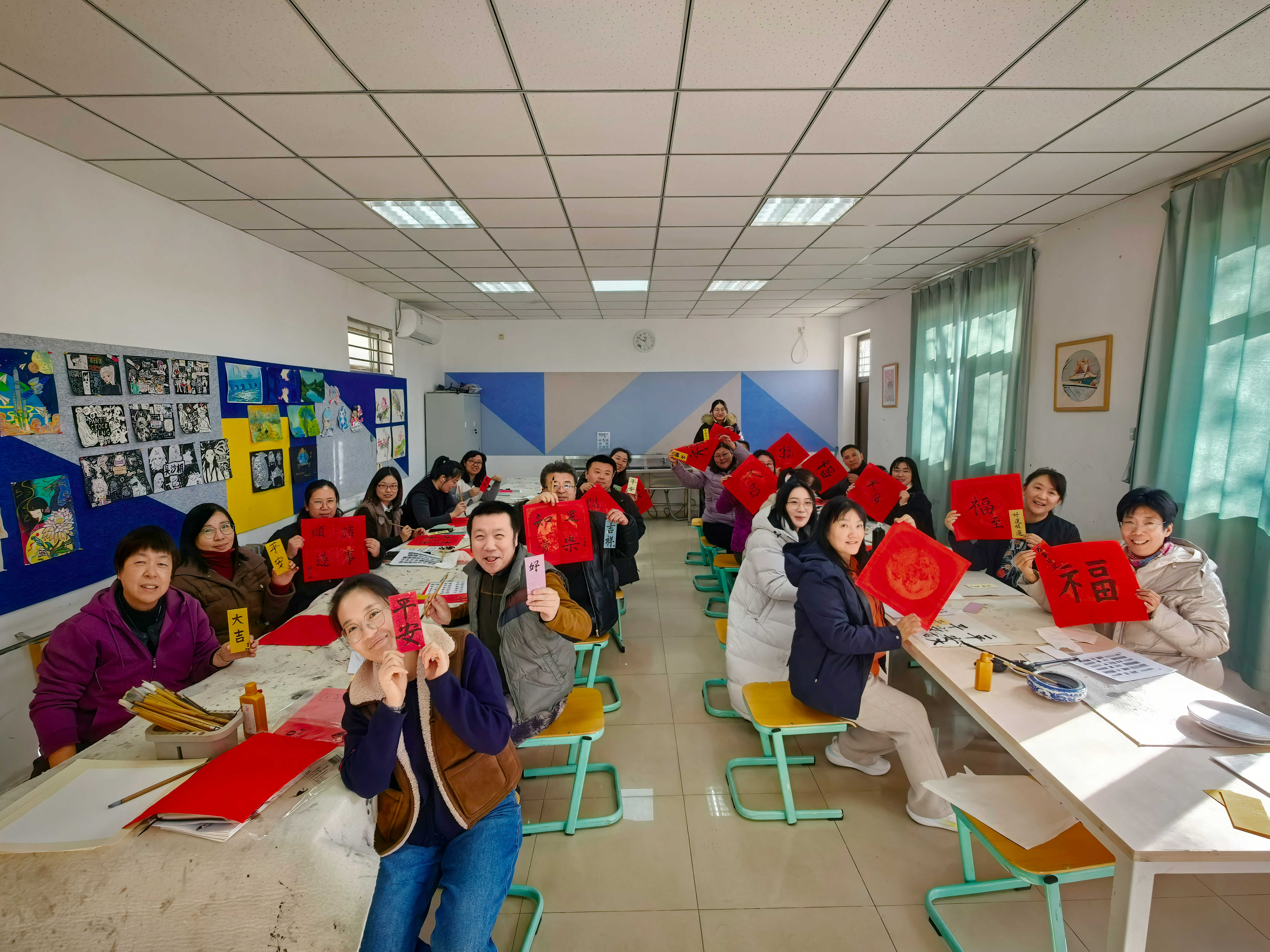 翰墨润师心  书香满校园——中央美术学院...