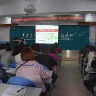 央美实验学校开展“父母做对了 孩子才优秀...